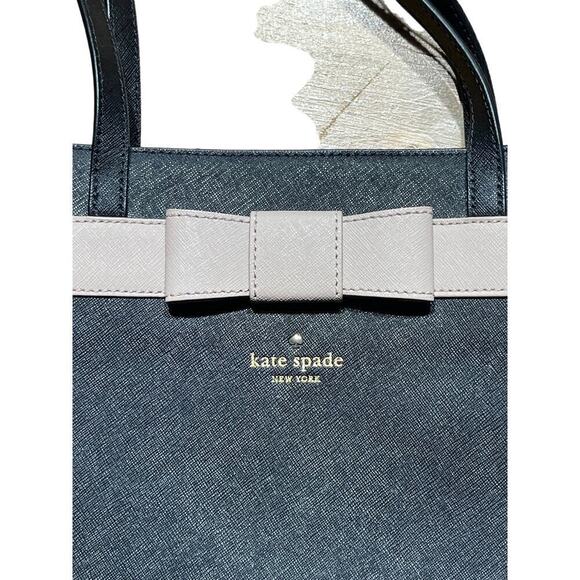 Kate Spade Kirk Park Saffiano Britain Tote Blush Bow Leather RARE.Amazing shape! - Picture 3 of 6